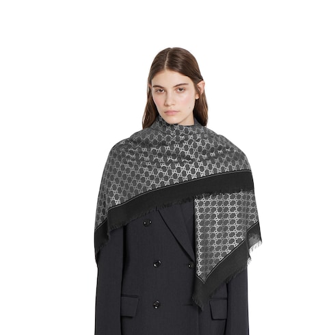 GG wool shawl