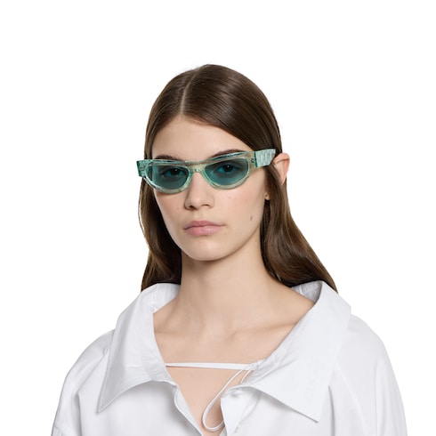 Cat eye sunglasses