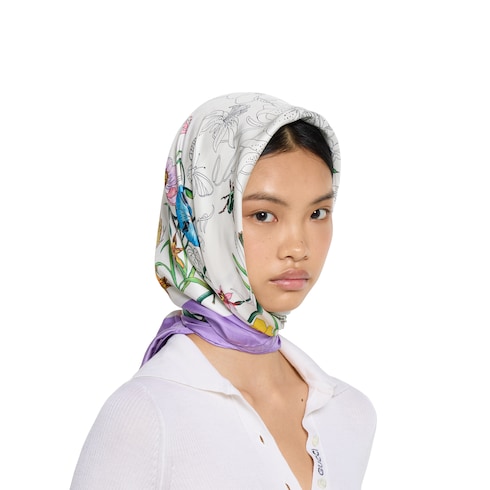 Pañuelo de seda con estampado