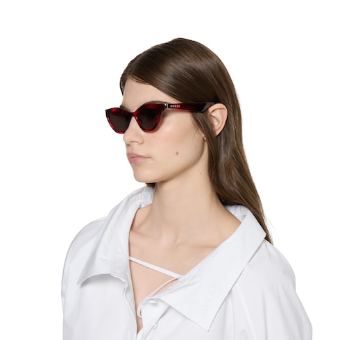 Cat eye sunglasses