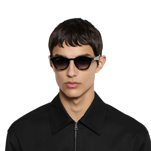 Round frame sunglasses