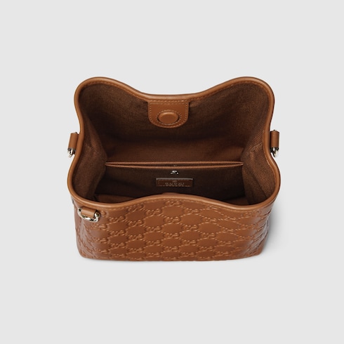 GG Emblem small bucket bag