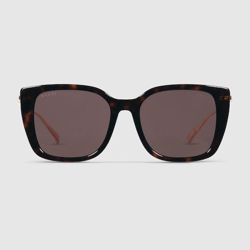 Low nose bridge fit sunglasses