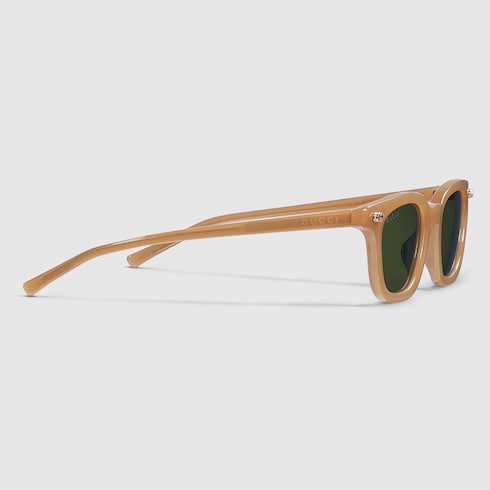 Oval frame sunglasses