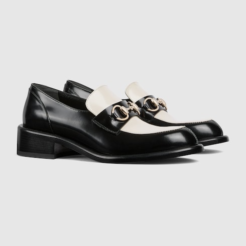 Mocasín con Horsebit para mujer