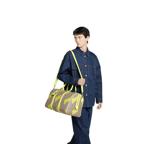 Medium duffle bag with print