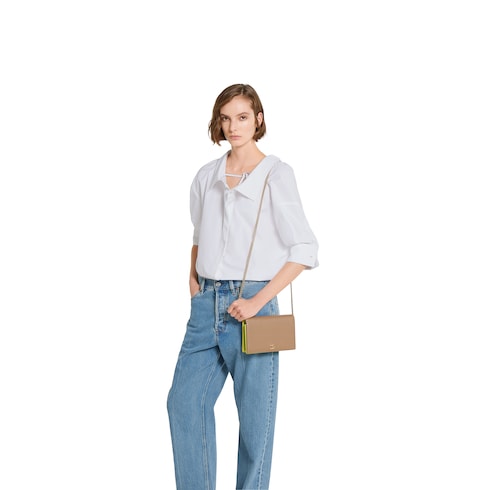 GG Marmont wallet on chain
