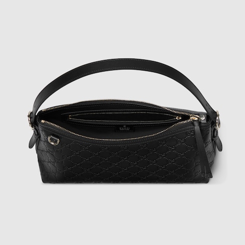 GG Emblem medium shoulder bag Detail 7