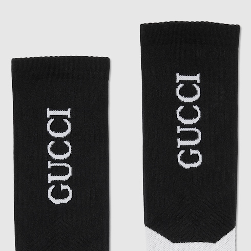 Socken aus Baumwolle mit Stickerei