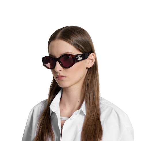 Oval frame sunglasses