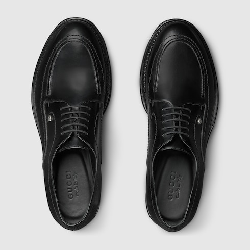 Zapato con cordones para hombre