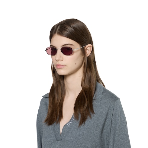 Oval frame sunglasses