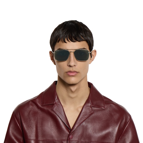 Low nose bridge fit sunglasses