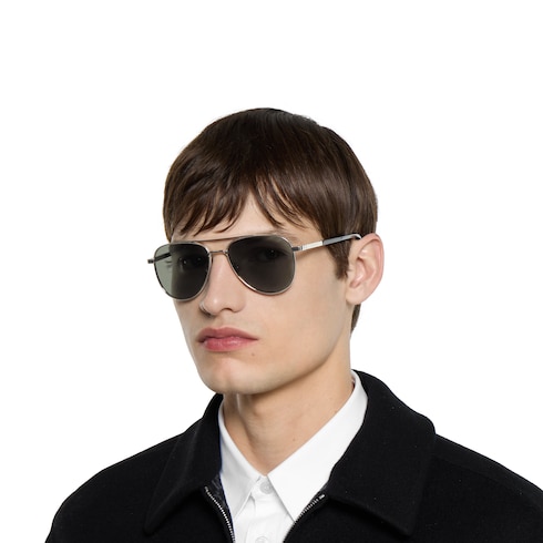 Aviator frame sunglasses