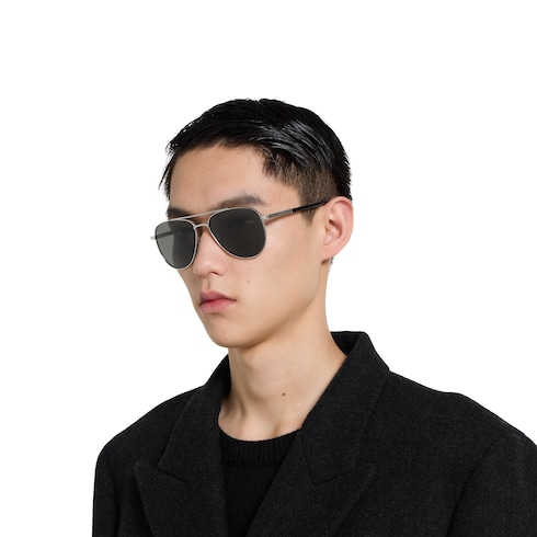 Aviator frame sunglasses