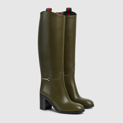 Damenstiefel mit schmalem Horsebit  