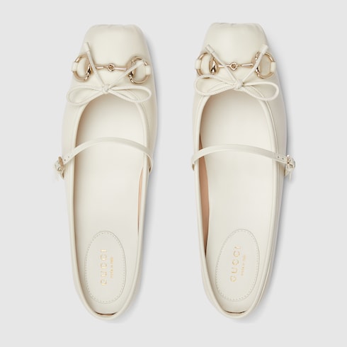 Zapato estilo slipper Gucci Horsebit para mujer 