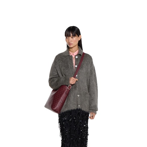 GG Emblem medium shoulder bag