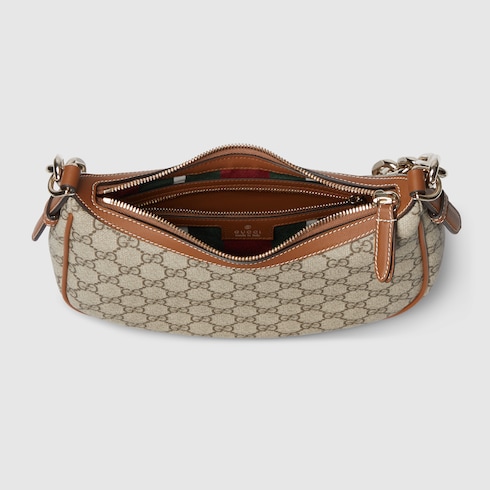 GG Emblem medium shoulder bag