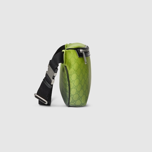 حقيبة الخصر Gucci Chroma كبيرة الحجم