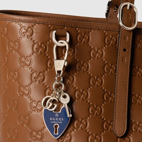 Heart-shaped keychain