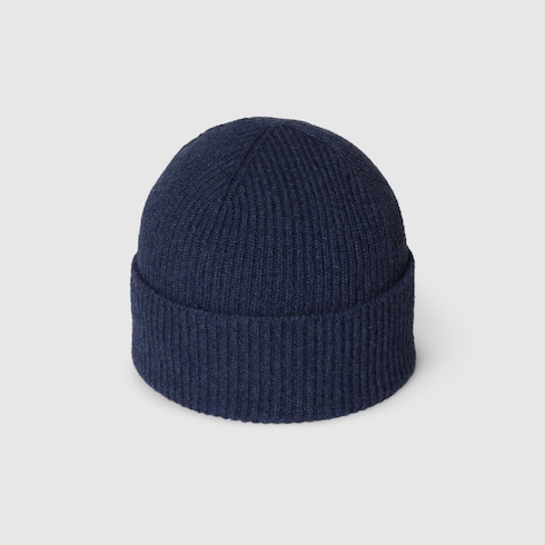 Cashmere hat with patch