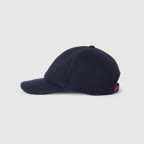 Casquette en laine avec broderie