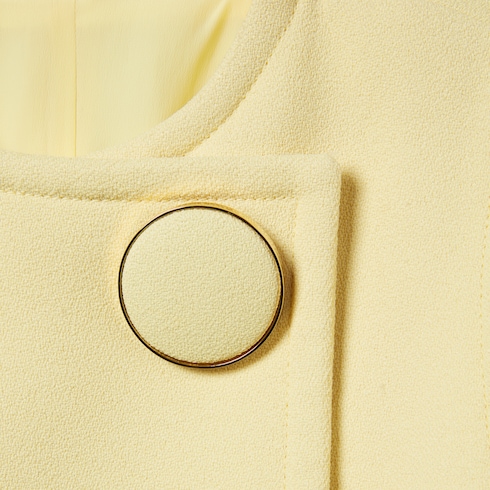 Vest with maxi buttons