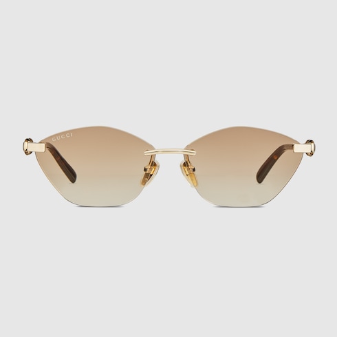 Cat eye frame sunglasses