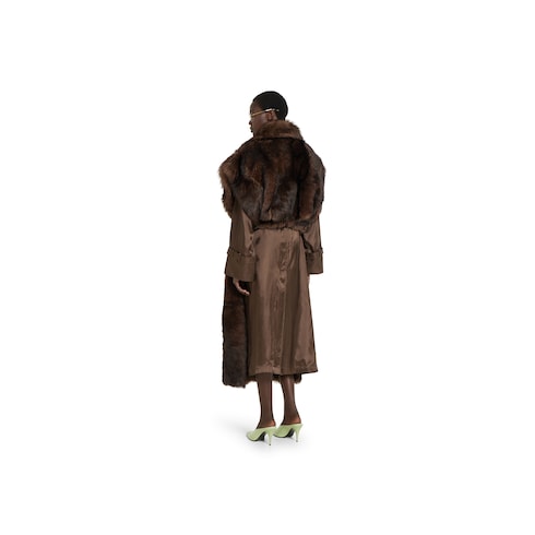 Soft hairy shearling coat with belt Detail 4