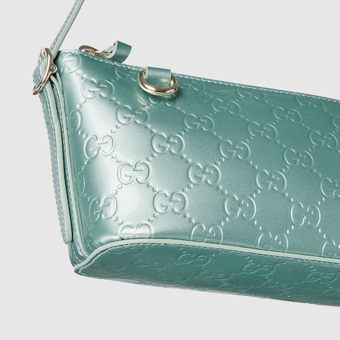GG Emblem small shoulder bag
