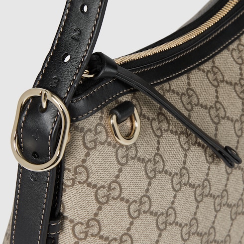 Bolso de hombro GG Emblem tamaño mediano
