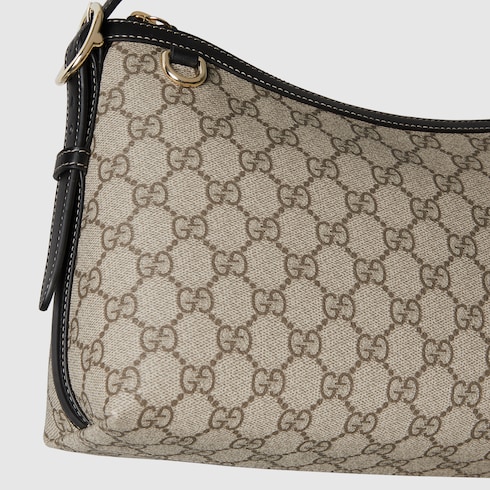 GG Emblem medium shoulder bag