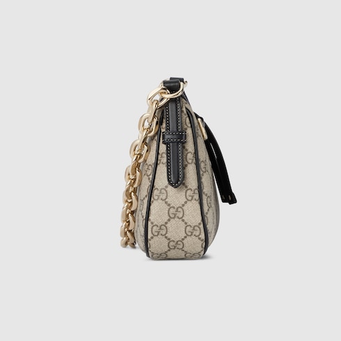 GG Emblem small shoulder bag