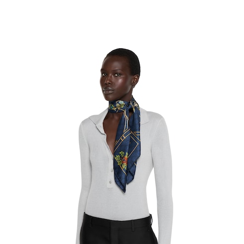Carré en twill de soie imprimé