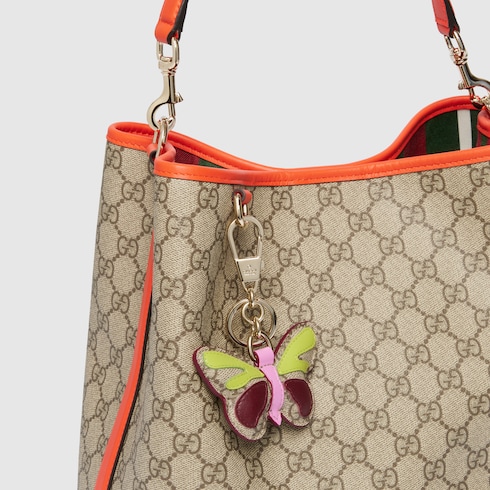 Borsa a secchiello GG Emblem misura media