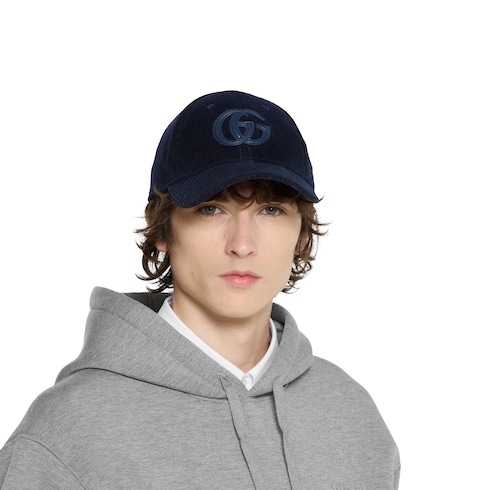 Velvet baseball hat with embroidery