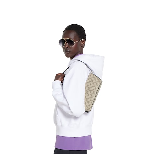 GG Emblem small shoulder bag
