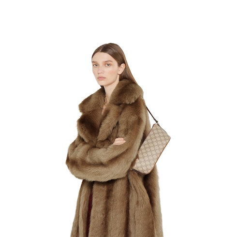 GG Emblem small shoulder bag