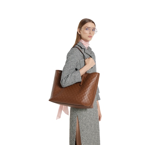 GG Emblem large tote bag