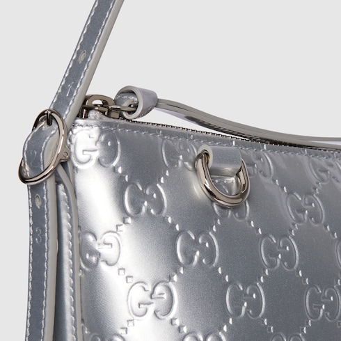 Borsa a spalla GG Emblem misura piccola