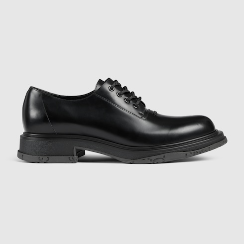 Men's lace-up shoe with tonal logo