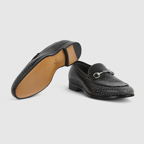 Herrenloafer mit Nietenbesatz und Horsebit