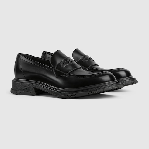 Men's loafer with tonal logo