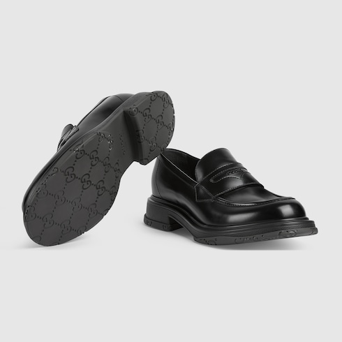 Mocassino uomo con logo tono su tono