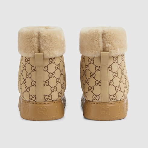 Women's boot with merino wool lining