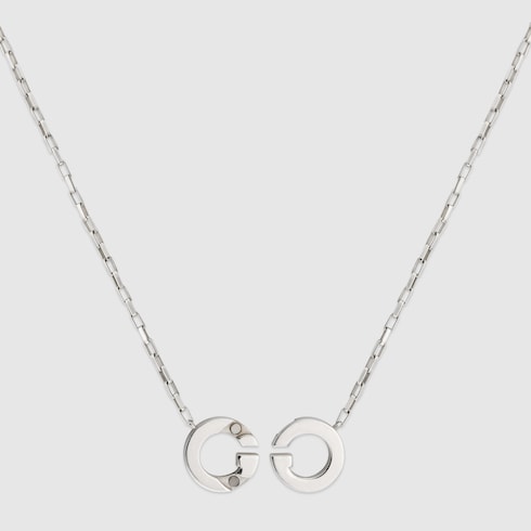 Gucci Interlocking pendant necklace