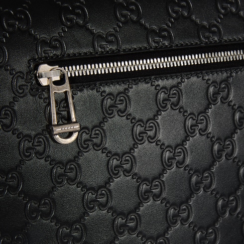 Borsa a tracolla GG Emblem misura media