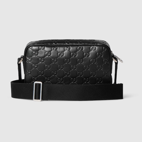 GG Emblem small crossbody bag