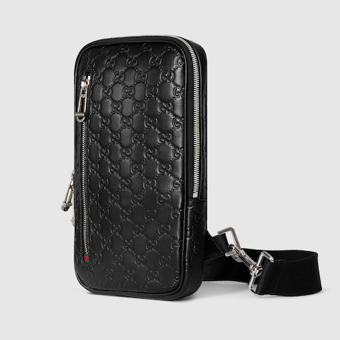 GG Emblem small crossbody bag